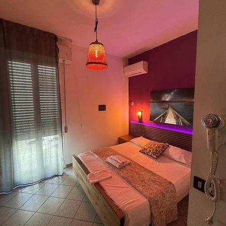 Hotel New Liston Ρίμινι Εξωτερικό φωτογραφία